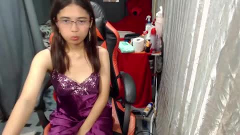 Snapshot of urdreamgirljayne chatting on January 23, 2025, 12:57 am urdreamgirljayne online show from January 23, 2025, 12:57 am