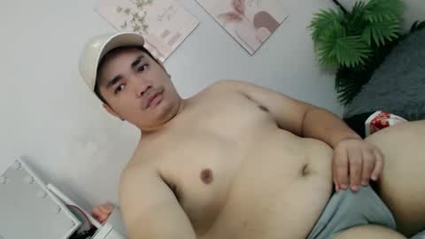 ure_fattytoy143 online show from May 31, 2026, 6:10 am