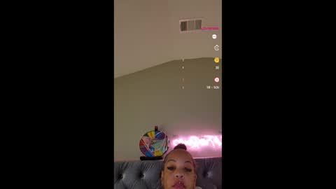 urfaveriri online show from December 5, 2025, 10:24 am