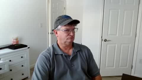 Snapshot of urfavteach50 chatting on December 5, 2025, 6:48 pm Gregor online show from December 5, 2025, 6:48 pm