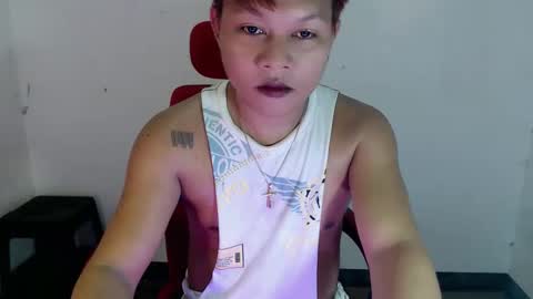 Snapshot of urfeet_jest chatting on June 3, 2026, 8:06 am jess online show from June 3, 2026, 8:06 am