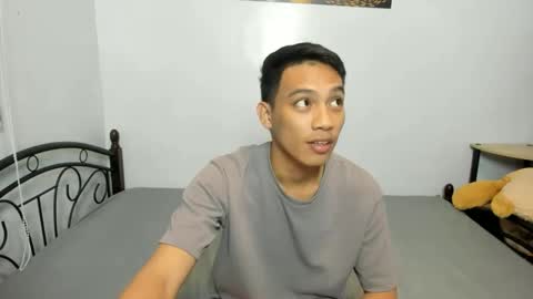 urfucker_vinz online show from January 13, 2026, 5:24 am