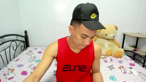 urfucker_vinz online show from February 28, 2026, 12:17 pm