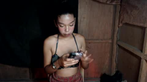 Snapshot of urgirlyflor chatting on July 11, 2026, 12:19 pm BB online show from July 11, 2026, 12:19 pm