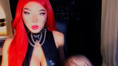 Snapshot of urgoddess_bella chatting on October 28, 2025, 5:04 pm My bella 3 online show from October 28, 2025, 5:04 pm