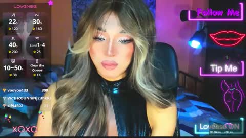 Snapshot of urgoddess_bella chatting on November 13, 2025, 2:10 am My bella 3 online show from November 13, 2025, 2:10 am