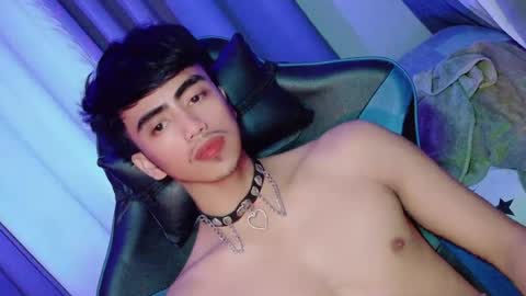 urguy_francis online show from July 5, 2026, 4:25 pm