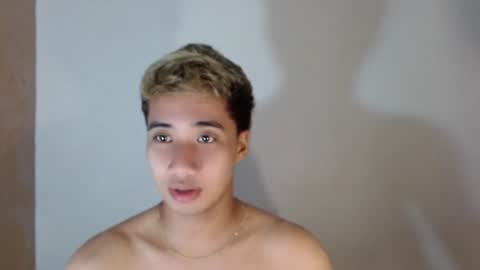 Snapshot of urguy_habibi chatting on July 5, 2026, 12:12 pm Bib online show from July 5, 2026, 12:12 pm