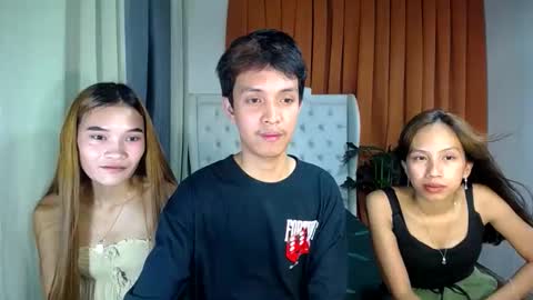 Snapshot of urhot_johny chatting on April 23, 2026, 9:08 am urhot_johny online show from April 23, 2026, 9:08 am