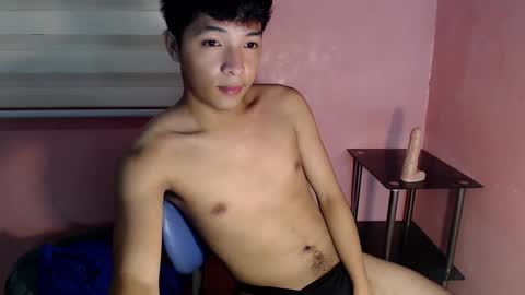 Ethan online show from February 19, 2025, 8:33 am