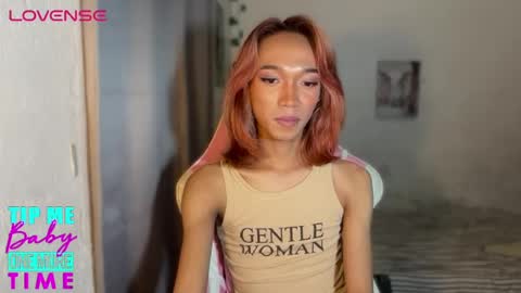 Snapshot of urhotfemboi_jayjay chatting on June 23, 2026, 9:35 pm itsjayjay online show from June 23, 2026, 9:35 pm