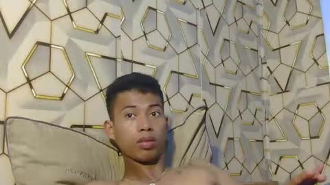 richard online show from November 4, 2025, 2:21 am