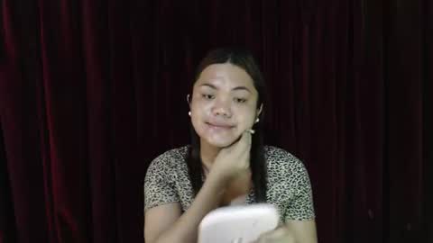 Snapshot of urhottie_bella chatting on May 19, 2026, 12:16 am urhottie_bella online show from May 19, 2026, 12:16 am