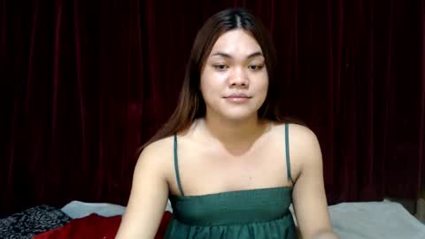 Snapshot of urhottie_bella chatting on May 31, 2026, 6:10 am urhottie_bella online show from May 31, 2026, 6:10 am