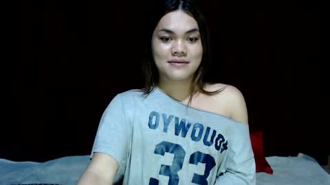 Snapshot of urhottie_bella chatting on June 1, 2026, 10:06 am urhottie_bella online show from June 1, 2026, 10:06 am