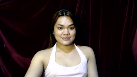 Snapshot of urhottie_bella chatting on June 14, 2026, 10:50 am urhottie_bella online show from June 14, 2026, 10:50 am