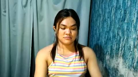 Snapshot of urhottie_bella chatting on July 7, 2026, 7:56 am urhottie_bella online show from July 7, 2026, 7:56 am
