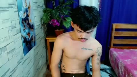 Snapshot of urhunky_boy chatting on July 2, 2026, 10:16 pm urhunky_boy online show from July 2, 2026, 10:16 pm