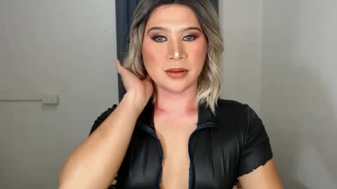 Snapshot of urjerkingdoll chatting on January 3, 2025, 2:21 am Zoe online show from January 3, 2025, 2:21 am