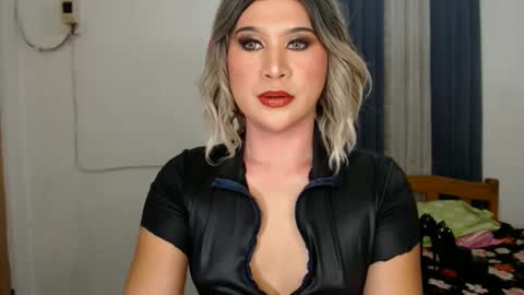 Snapshot of urjerkingdoll chatting on January 8, 2025, 2:46 am Zoe online show from January 8, 2025, 2:46 am