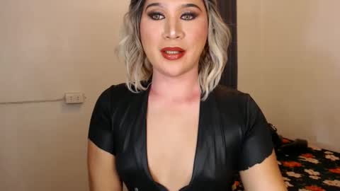 Snapshot of urjerkingdoll chatting on January 13, 2025, 12:41 am Zoe online show from January 13, 2025, 12:41 am