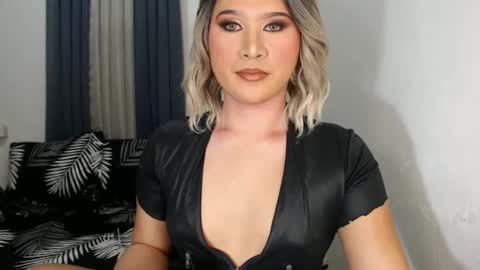 Snapshot of urjerkingdoll chatting on January 18, 2025, 10:39 am Zoe online show from January 18, 2025, 10:39 am