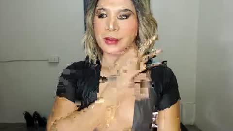 Snapshot of urjerkingdoll chatting on February 4, 2025, 2:43 pm Zoe online show from February 4, 2025, 2:43 pm