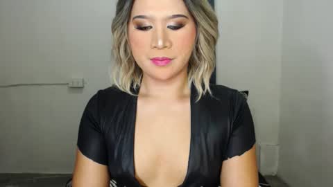 Snapshot of urjerkingdoll chatting on February 5, 2025, 12:27 pm Zoe online show from February 5, 2025, 12:27 pm
