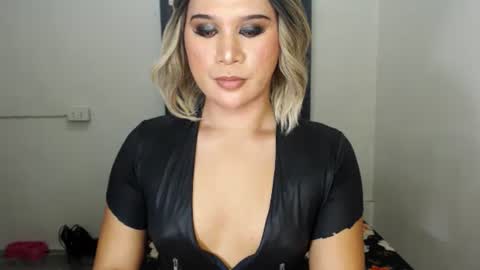 Snapshot of urjerkingdoll chatting on February 22, 2025, 11:57 am Zoe online show from February 22, 2025, 11:57 am