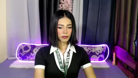 urlovely_jemma online show from April 21, 2026, 2:51 am