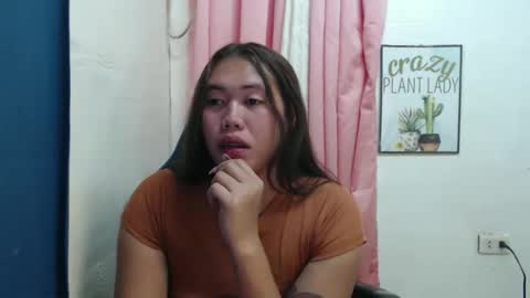 Sofie online show from November 10, 2025, 8:19 pm