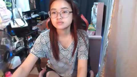Snapshot of urlovelychinita chatting on October 18, 2025, 11:49 pm urlovelychinita online show from October 18, 2025, 11:49 pm