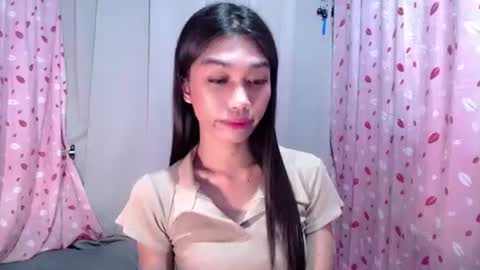 urloverjasmine_xx online show from March 18, 2026, 11:35 am