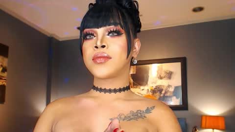 UrMajestyTyra online show from November 17, 2025, 1:00 am