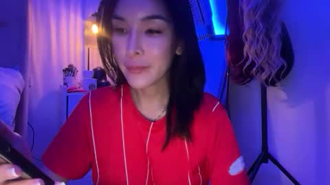 Snapshot of uronlylustxx chatting on May 9, 2026, 8:19 am Masha online show from May 9, 2026, 8:19 am