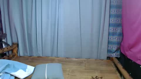 Snapshot of urpinay_singlemother chatting on May 18, 2026, 8:14 pm urpinay_singlemother online show from May 18, 2026, 8:14 pm