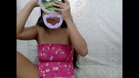 urpinaygirl69 online show from June 9, 2026, 5:41 am