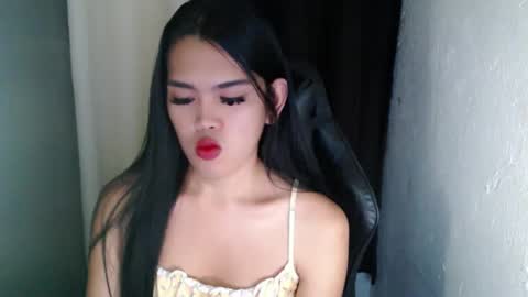 Snapshot of urpinayjenfuckerxxx chatting on March 7, 2025, 5:38 pm Jenny online show from March 7, 2025, 5:38 pm