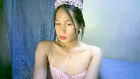 Snapshot of urpinaylovelyjuliaxxx chatting on January 31, 2025, 1:02 pm queen julia not into CHEAPGUY online show from January 31, 2025, 1:02 pm