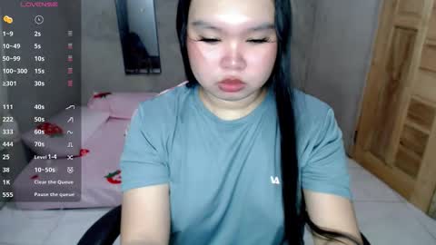 Snapshot of urpinayslutxxx chatting on November 18, 2025, 11:37 pm Jane online show from November 18, 2025, 11:37 pm