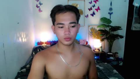 Snapshot of urpinoy_cummer chatting on May 31, 2026, 5:15 am urpinoy_cummer online show from May 31, 2026, 5:15 am