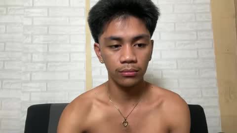 Snapshot of urpinoynaughty chatting on November 3, 2025, 4:30 pm urpinoynaughty online show from November 3, 2025, 4:30 pm