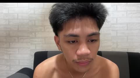 urpinoynaughty online show from November 6, 2025, 7:04 pm