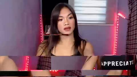 Snapshot of urprettyangel chatting on January 5, 2025, 5:41 am angel online show from January 5, 2025, 5:41 am