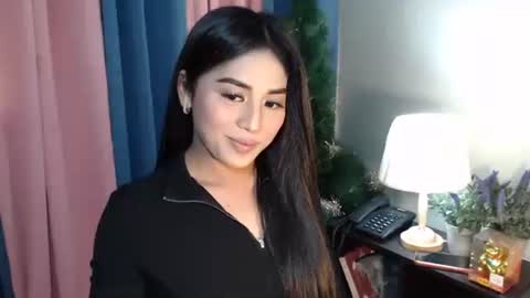 Snapshot of urseductive_calixx chatting on November 2, 2025, 7:05 pm JUST CALL ME CALI online show from November 2, 2025, 7:05 pm