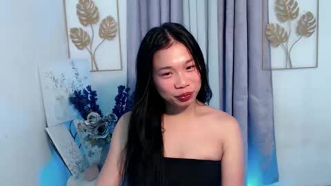 Snapshot of urseductive_llanaxx chatting on November 11, 2025, 5:18 am JUST CALL ME LLANA online show from November 11, 2025, 5:18 am