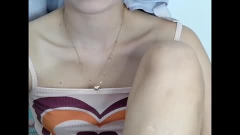 Snapshot of ursexy_pinay_skinny chatting on November 22, 2025, 5:17 am im jenny online show from November 22, 2025, 5:17 am