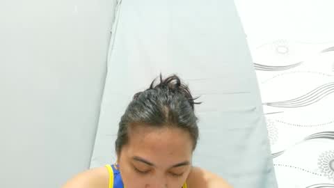 Snapshot of ursexy_pinay_skinny chatting on May 22, 2026, 6:42 am im jenny online show from May 22, 2026, 6:42 am