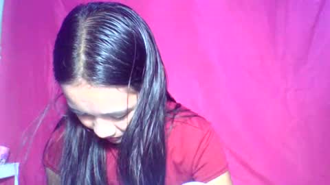 Urskinnygirl4u18 - ROSE ROOM online show from March 3, 2025, 12:37 am