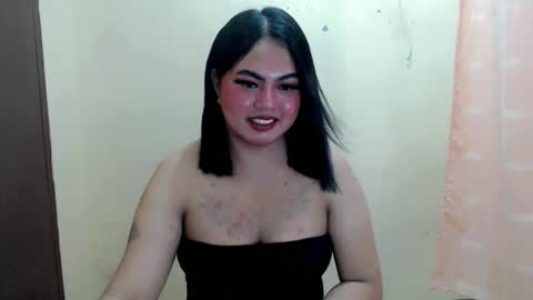 Snapshot of urslut_max chatting on January 18, 2026, 7:45 am maxie online show from January 18, 2026, 7:45 am